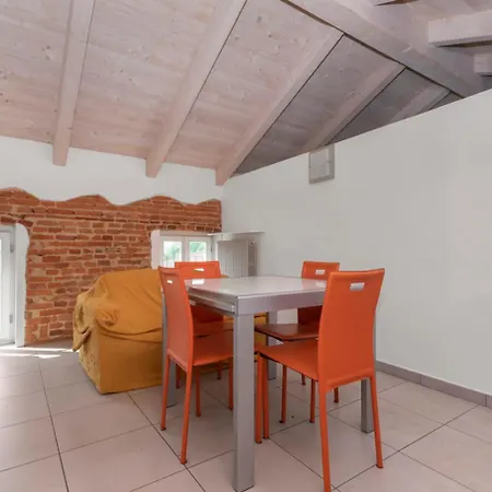 Casa A Pollenzo Apartman