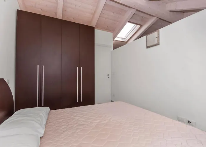 Casa A Pollenzo برا